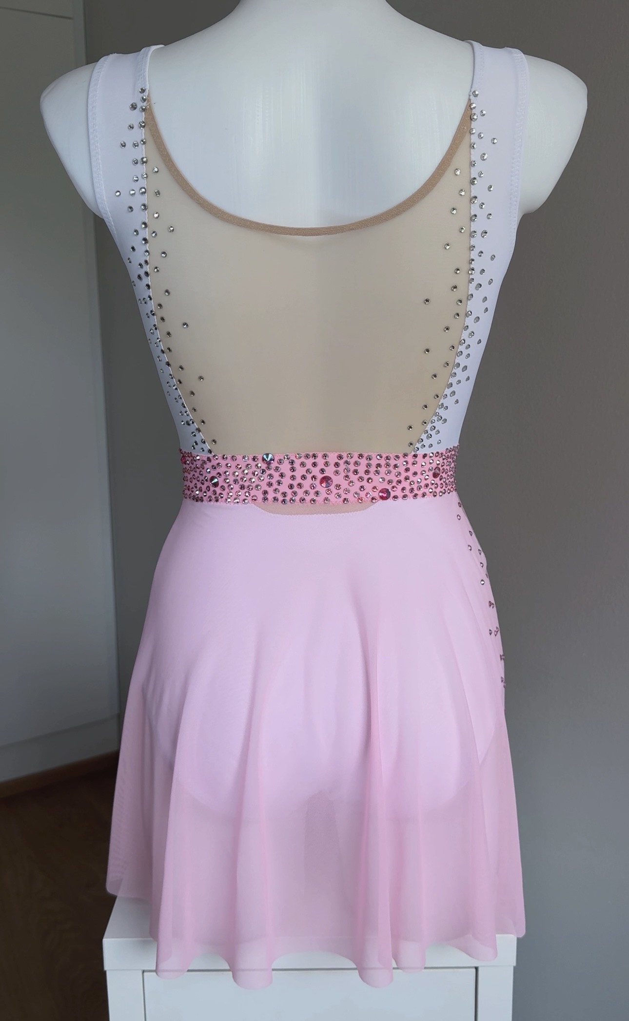 pink-dress-xs